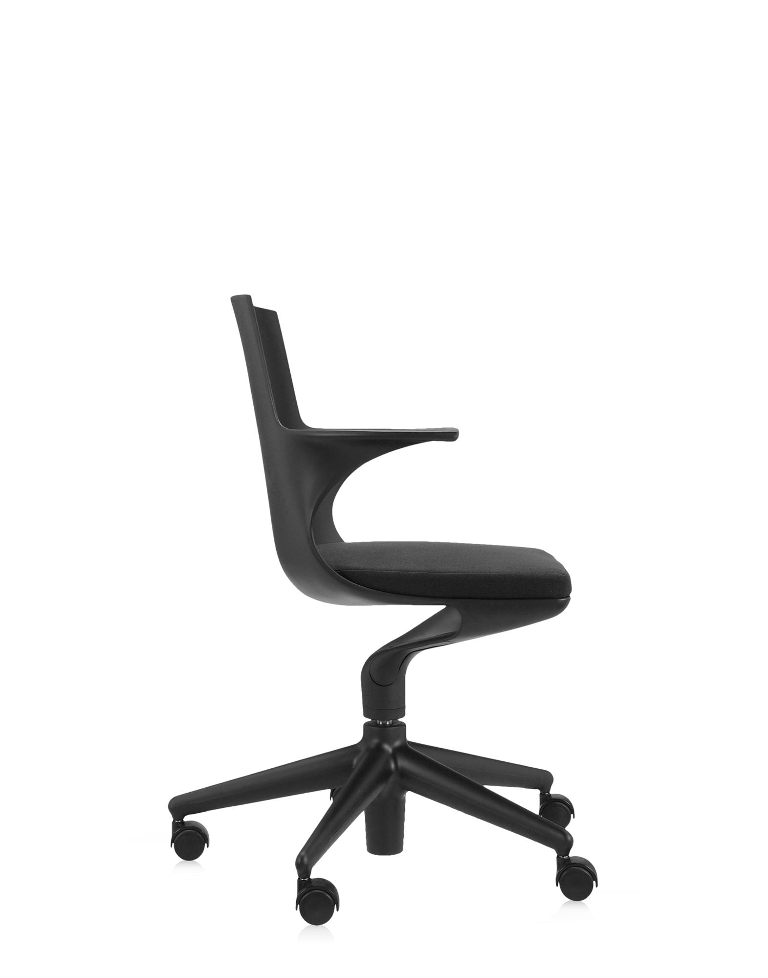 SPOON CHAIR